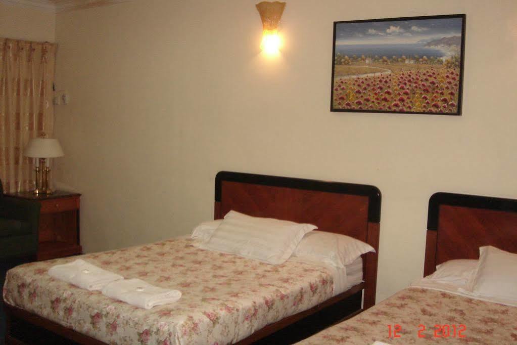 แองโซกาโฮเต็ลเทลัคอินแทน Hotel เตลุคอินทัน ภายนอก รูปภาพ