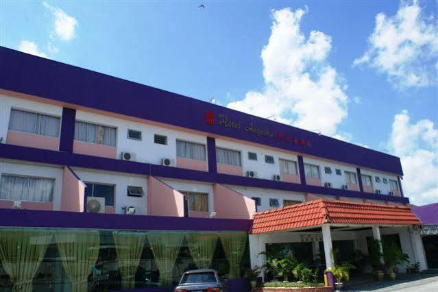 แองโซกาโฮเต็ลเทลัคอินแทน Hotel เตลุคอินทัน ภายนอก รูปภาพ